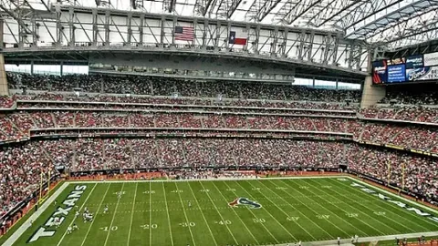 “晨报：休赛前夜的激情冲刺”